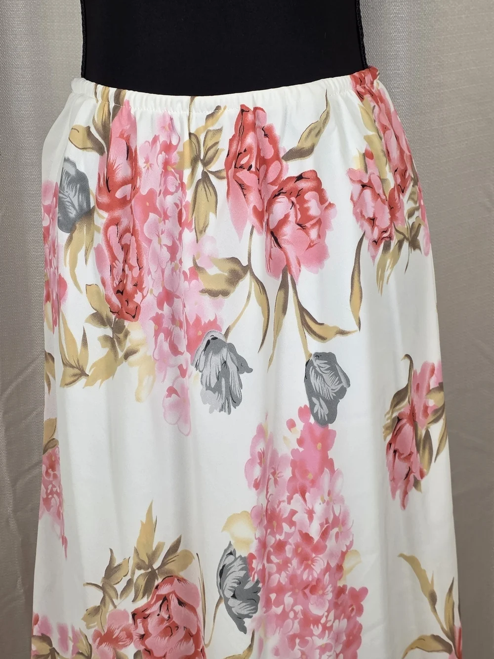 Unbranded. soft flowy